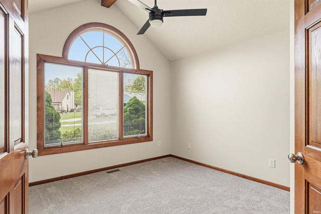 9909 Hidden Meadows Place, Fort Wayne, IN 46825