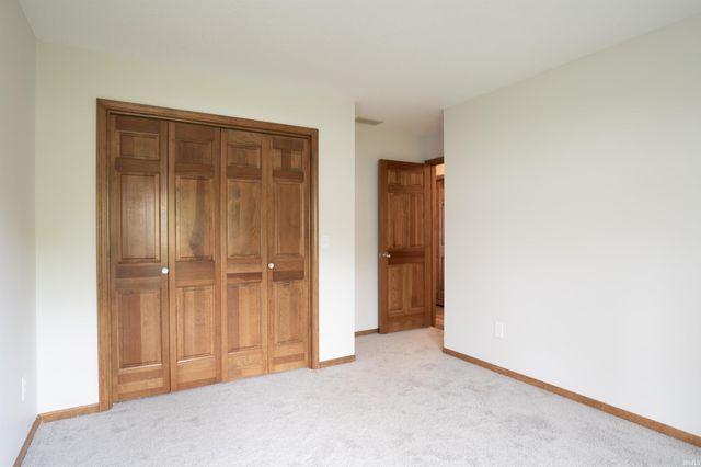 9909 Hidden Meadows Place, Fort Wayne, IN 46825
