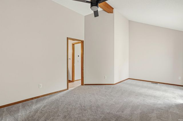 9909 Hidden Meadows Place, Fort Wayne, IN 46825