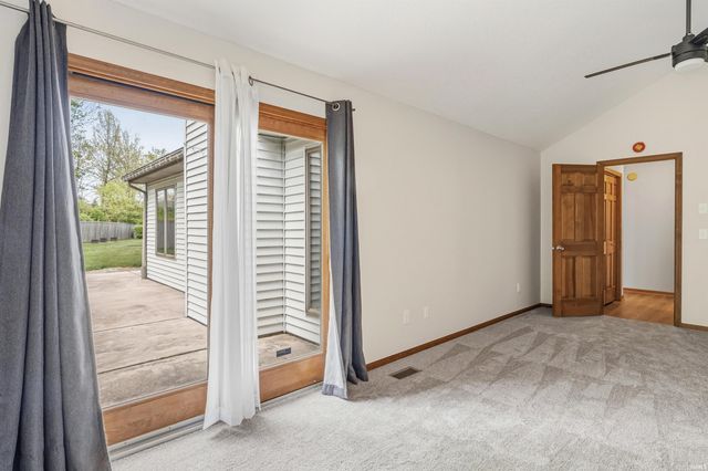 9909 Hidden Meadows Place, Fort Wayne, IN 46825