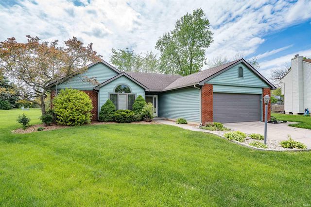 9909 Hidden Meadows Place, Fort Wayne, IN 46825