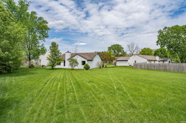 9909 Hidden Meadows Place, Fort Wayne, IN 46825