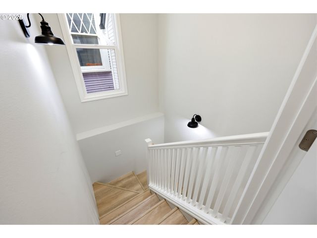 1116 Se STEPHENS St, Portland, OR 97214