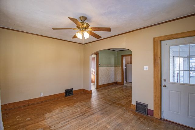 1613 I Avenue, Cedar Rapids, IA 52402