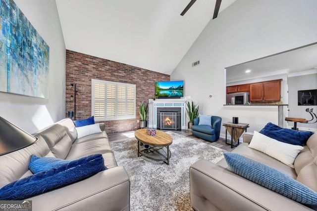 308 Ascott Lane, Woodstock, GA 30189