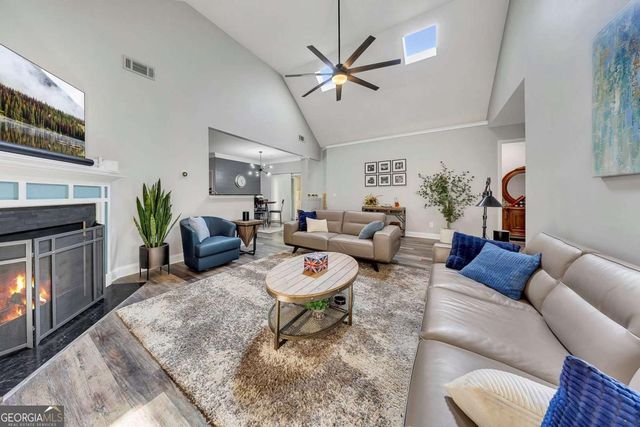 308 Ascott Lane, Woodstock, GA 30189