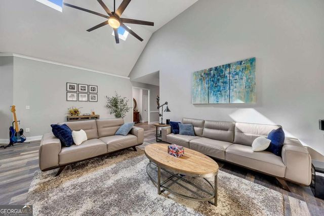 308 Ascott Lane, Woodstock, GA 30189