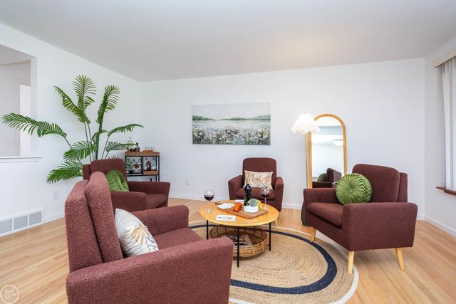 3902 Marlene Drive, Warren, MI 48092