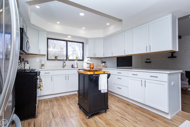 3902 Marlene Drive, Warren, MI 48092