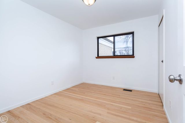 3902 Marlene Drive, Warren, MI 48092