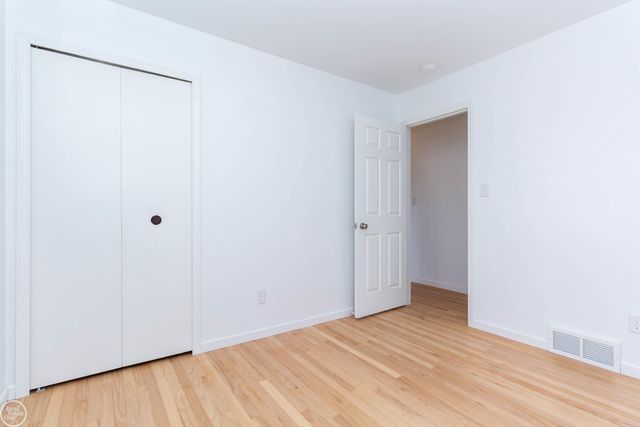 3902 Marlene Drive, Warren, MI 48092