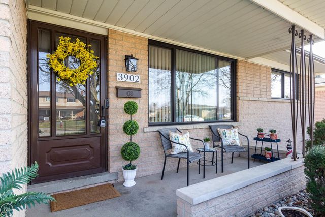 3902 Marlene Drive, Warren, MI 48092