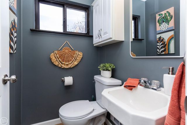 3902 Marlene Drive, Warren, MI 48092