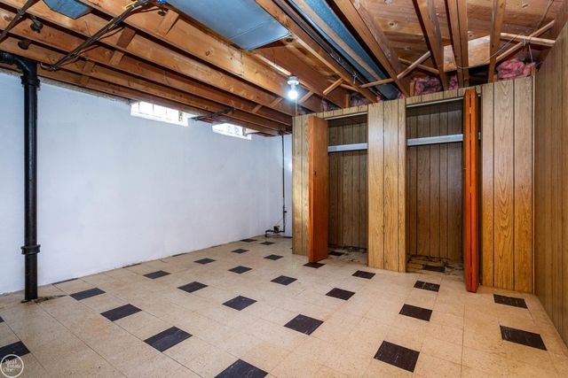 3902 Marlene Drive, Warren, MI 48092