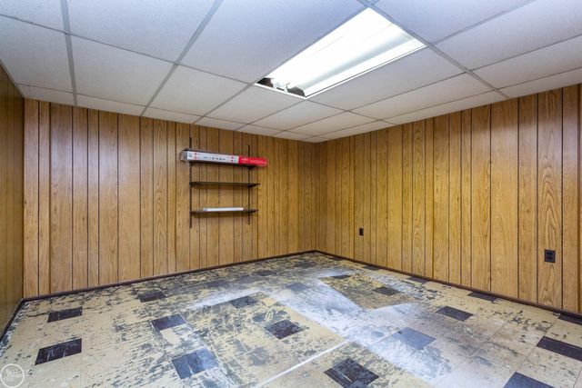 3902 Marlene Drive, Warren, MI 48092