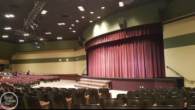 3902 Marlene Drive, Warren, MI 48092