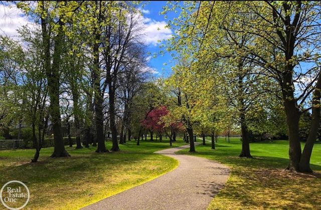 3902 Marlene Drive, Warren, MI 48092