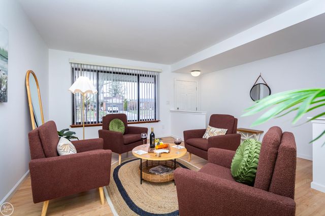 3902 Marlene Drive, Warren, MI 48092