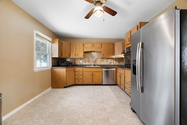 1993 Meadow Drive, Beloit, WI 53511