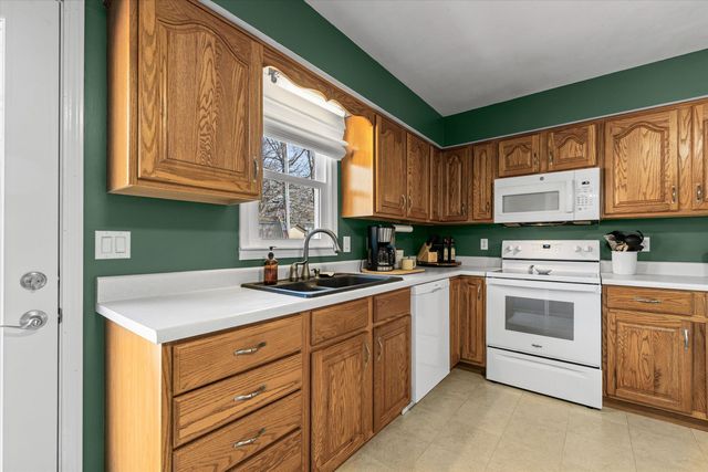 2300 SUNFLOWER ST, Columbia, MO 65202