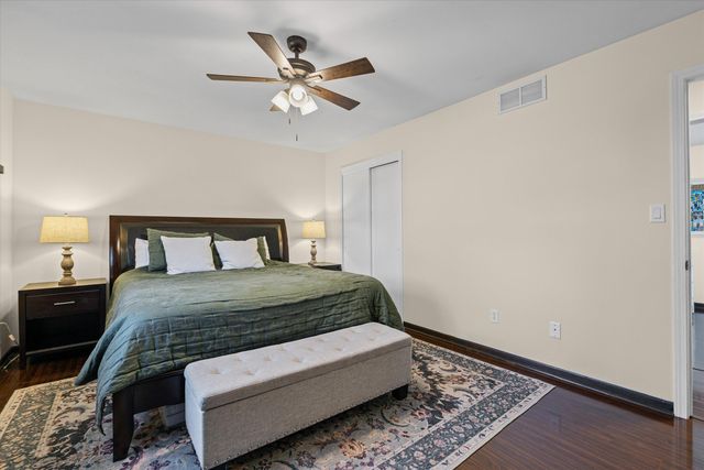 2300 SUNFLOWER ST, Columbia, MO 65202