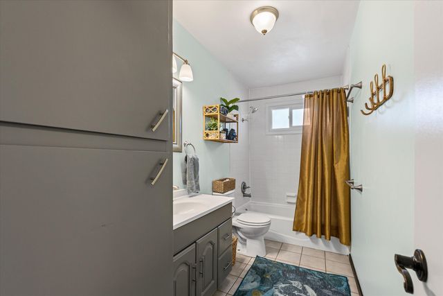 2300 SUNFLOWER ST, Columbia, MO 65202