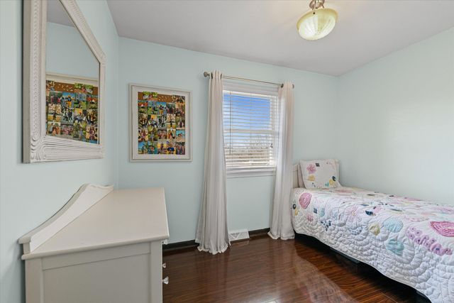 2300 SUNFLOWER ST, Columbia, MO 65202