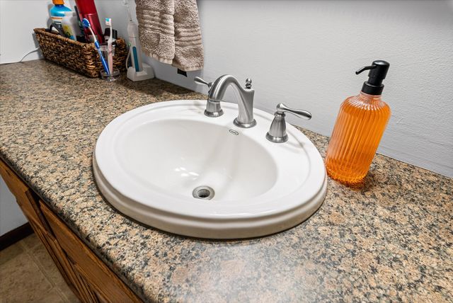 2300 SUNFLOWER ST, Columbia, MO 65202