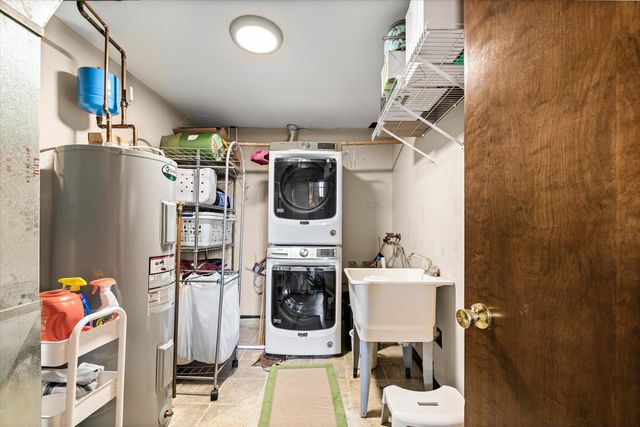 2300 SUNFLOWER ST, Columbia, MO 65202