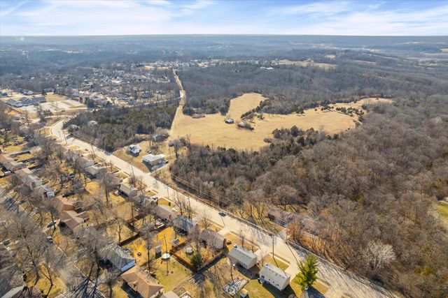 2300 SUNFLOWER ST, Columbia, MO 65202