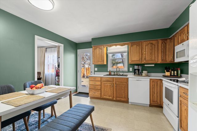 2300 SUNFLOWER ST, Columbia, MO 65202