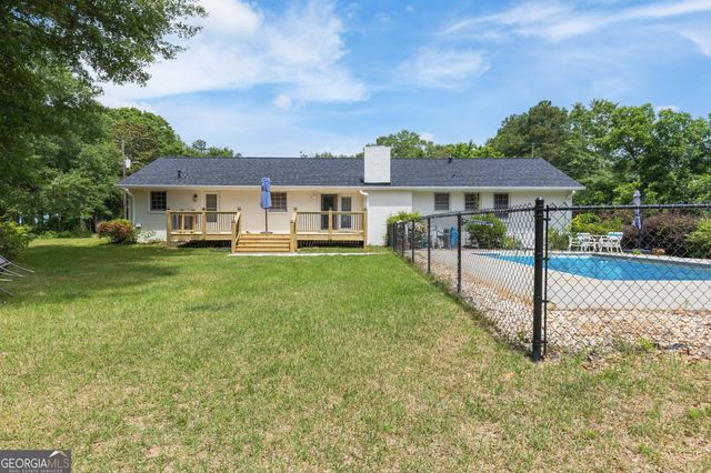 256 Teresa Lane, Loganville, GA 30052