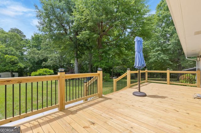 256 Teresa Lane, Loganville, GA 30052