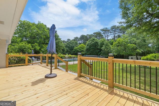 256 Teresa Lane, Loganville, GA 30052