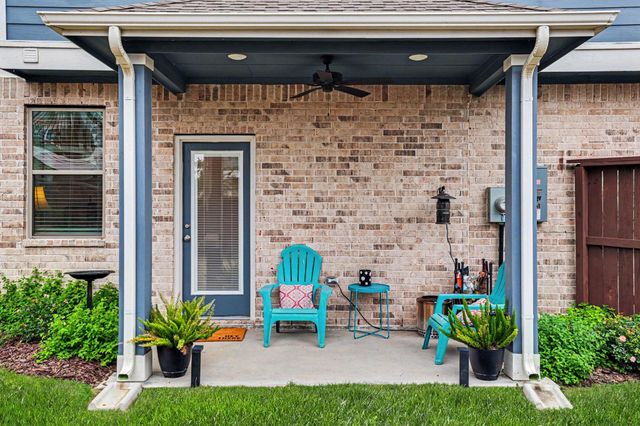 11818 California Sister Drive, Humble, TX 77346
