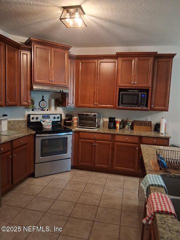 96028 CORAL REEF Road, Yulee, FL 32097