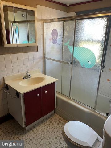 5205 DOPPLER ST, Capitol Heights, MD 20743