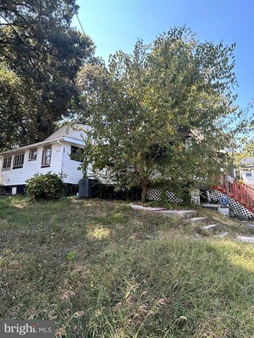 5205 DOPPLER ST, Capitol Heights, MD 20743