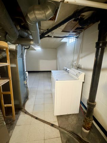 2601 7th Street, Eastmoline, IL 61244