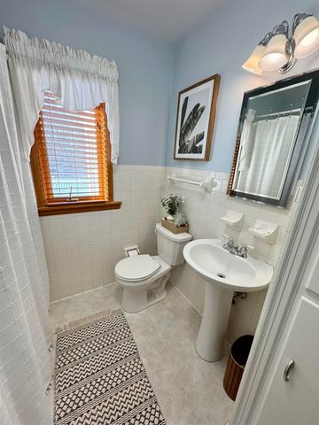 2601 7th Street, Eastmoline, IL 61244