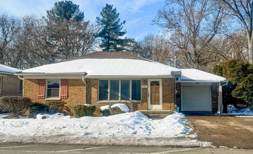 2601 7th Street, Eastmoline, IL 61244