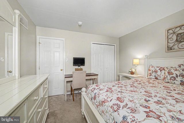 124 PHILMAR AVE, Cherry Hill, NJ 08003