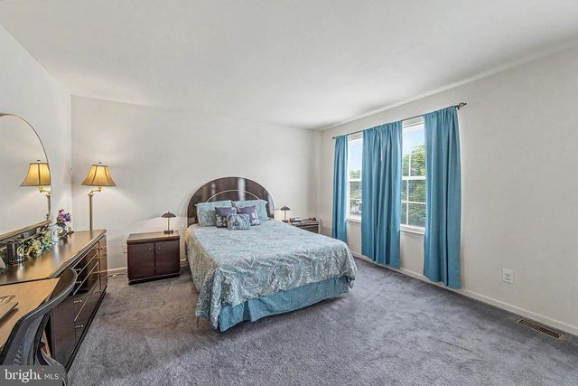 124 PHILMAR AVE, Cherry Hill, NJ 08003