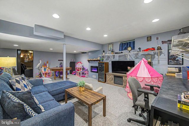124 PHILMAR AVE, Cherry Hill, NJ 08003