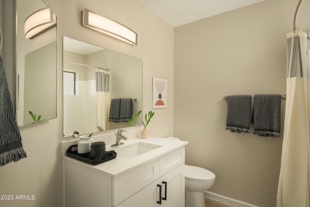 1440 S VAL VISTA Drive 1, Mesa, AZ 85204