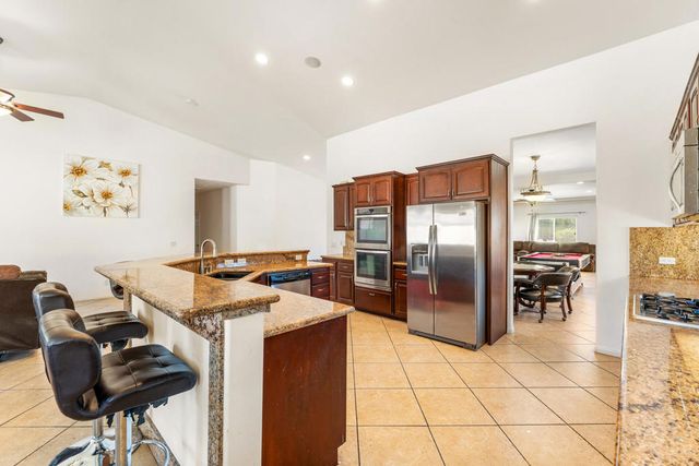 32100 Whispering Palms Trail, Cathedral City, CA 92234