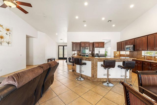 32100 Whispering Palms Trail, Cathedral City, CA 92234