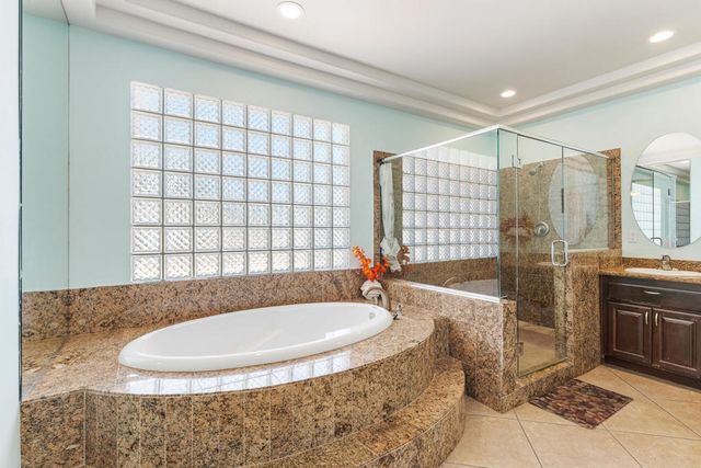 32100 Whispering Palms Trail, Cathedral City, CA 92234