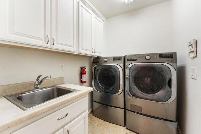 32100 Whispering Palms Trail, Cathedral City, CA 92234