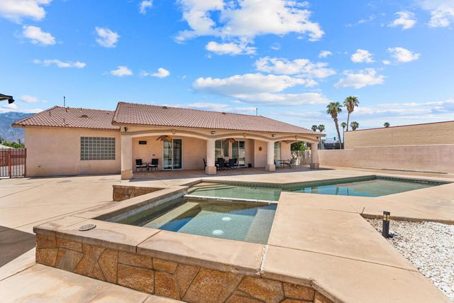 32100 Whispering Palms Trail, Cathedral City, CA 92234